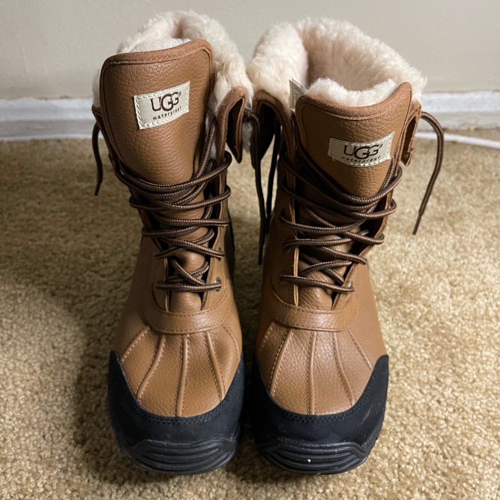 womens ugg adirondack boots